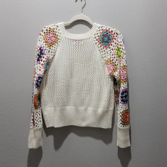 Pink Lily Off-the-Shoulder Sweater with Multicolor Sleeves - Picture 4 of 5